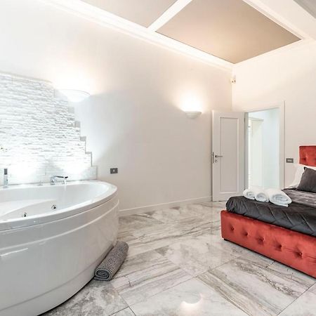 Trevi Luxury Apartment Jacuzzi Rome Exterior photo
