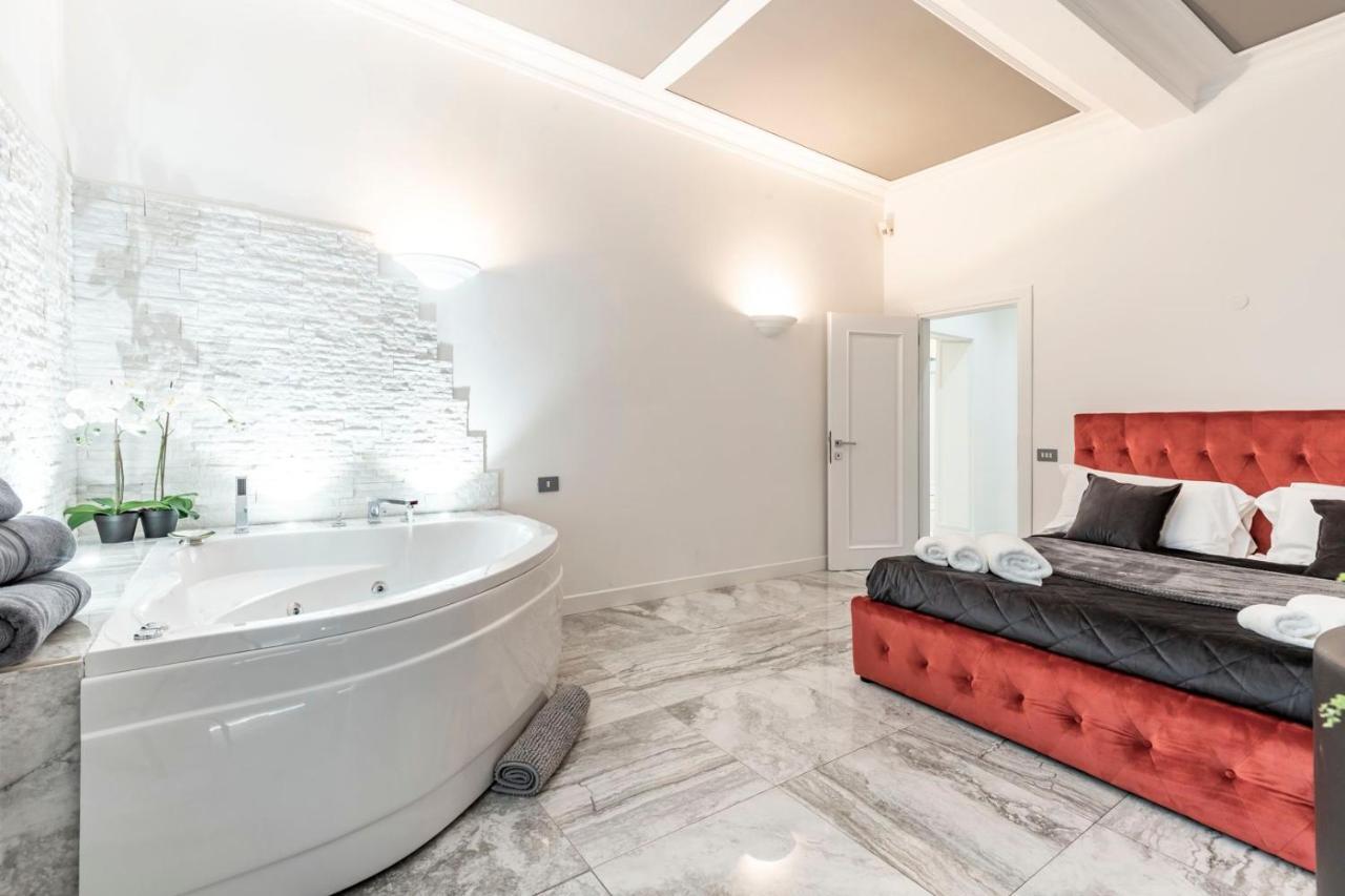 Trevi Luxury Apartment Jacuzzi Rome Exterior photo