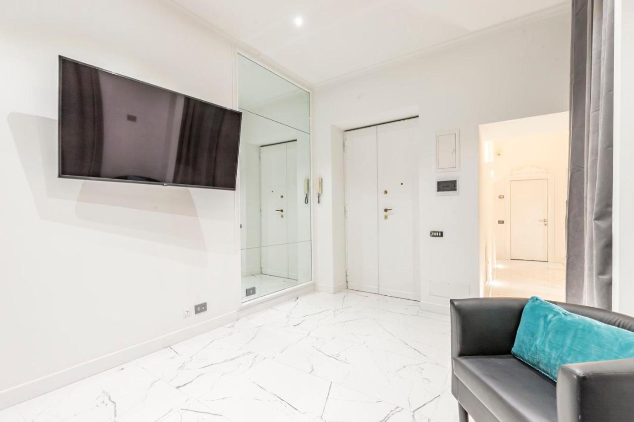 Trevi Luxury Apartment Jacuzzi Rome Exterior photo